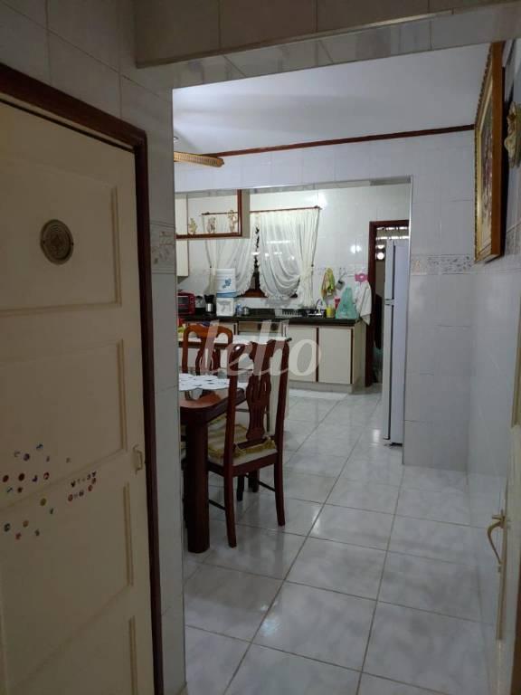 COZINHA de Casa à venda, sobrado com 180 m², 2 quartos e 3 vagas em Jardim São Paulo - São Paulo