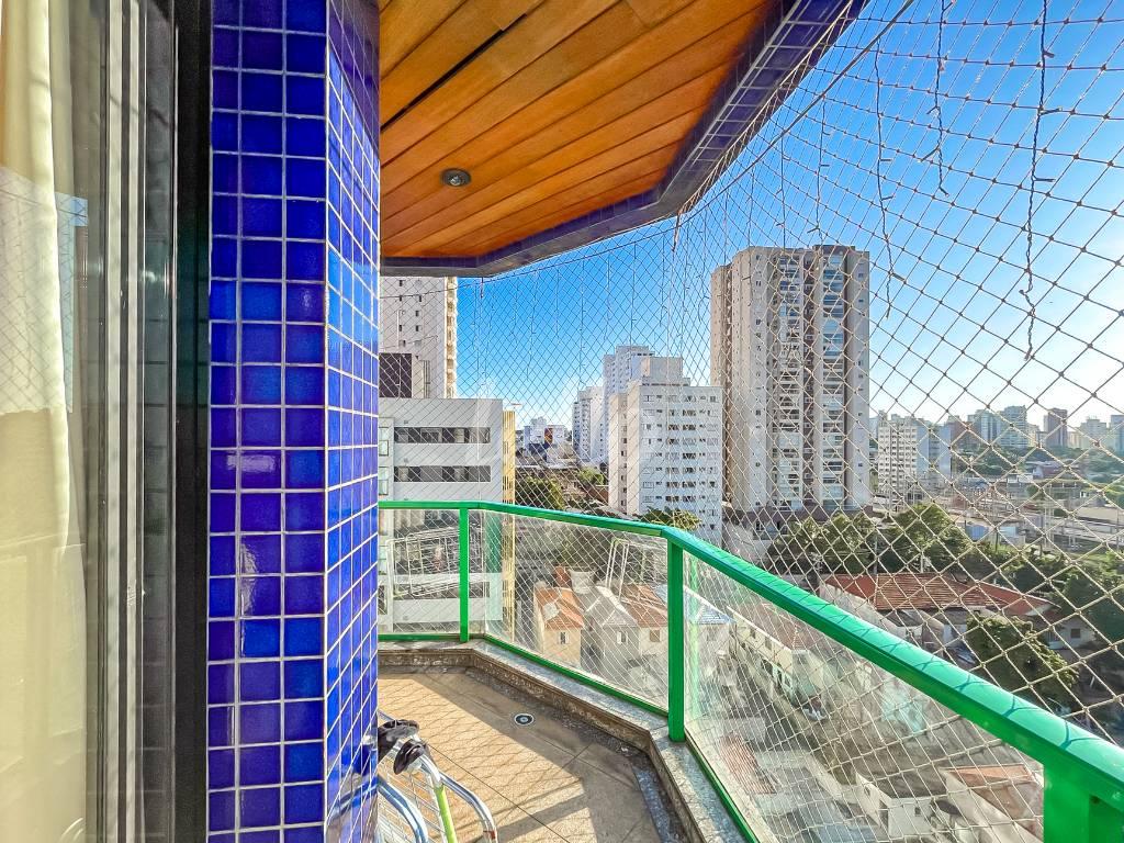 VARANDA de Apartamento à venda, Padrão com 154 m², 4 quartos e 3 vagas em Vila Clementino - São Paulo