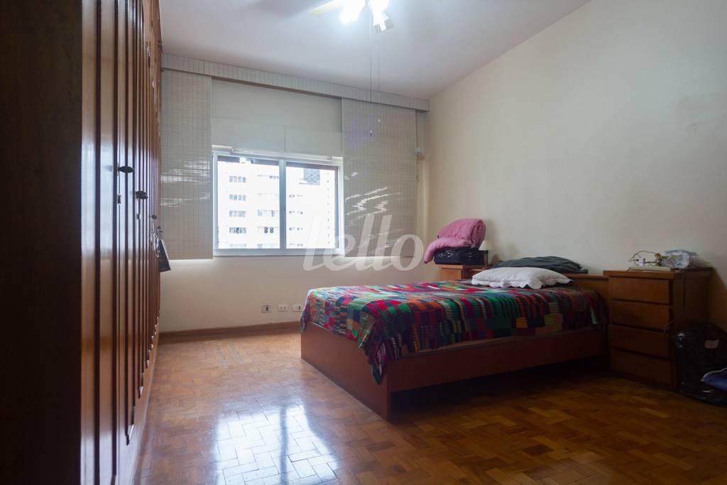 SUÍTE de Apartamento à venda, Padrão com 230 m², 3 quartos e 1 vaga em Perdizes - São Paulo