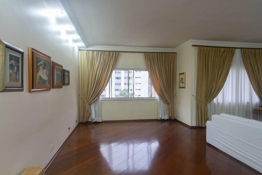 SALA de Apartamento à venda, Padrão com 230 m², 3 quartos e 1 vaga em Perdizes - São Paulo