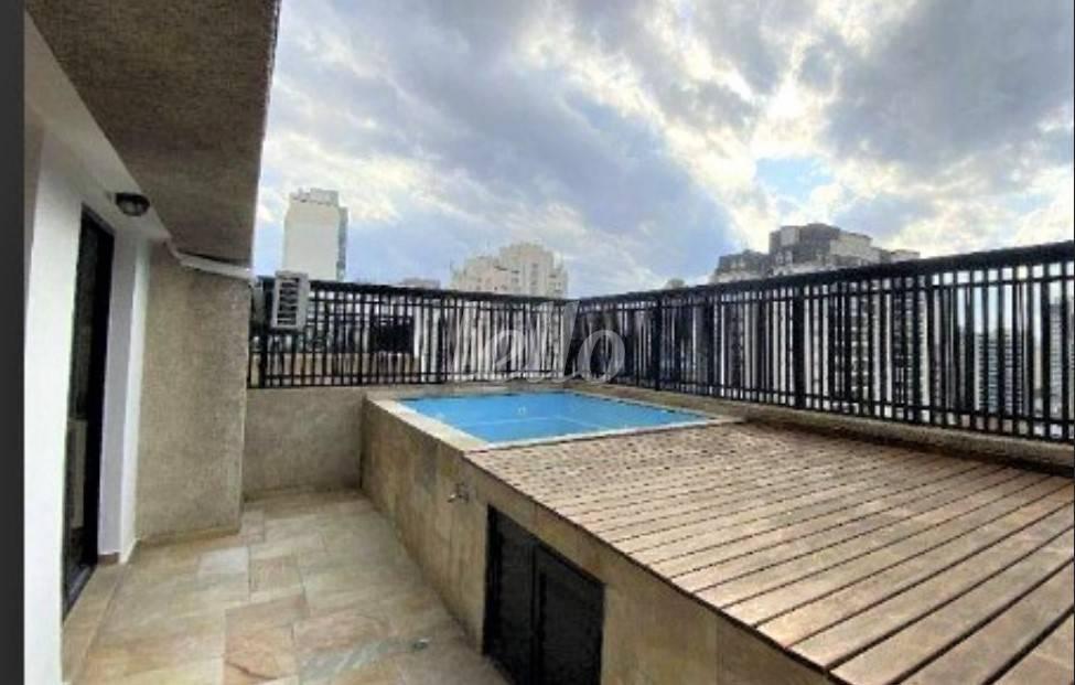 PISCINA DO TERRAÇO de Apartamento à venda, cobertura - Padrão com 151 m², 3 quartos e 3 vagas em Moema - São Paulo