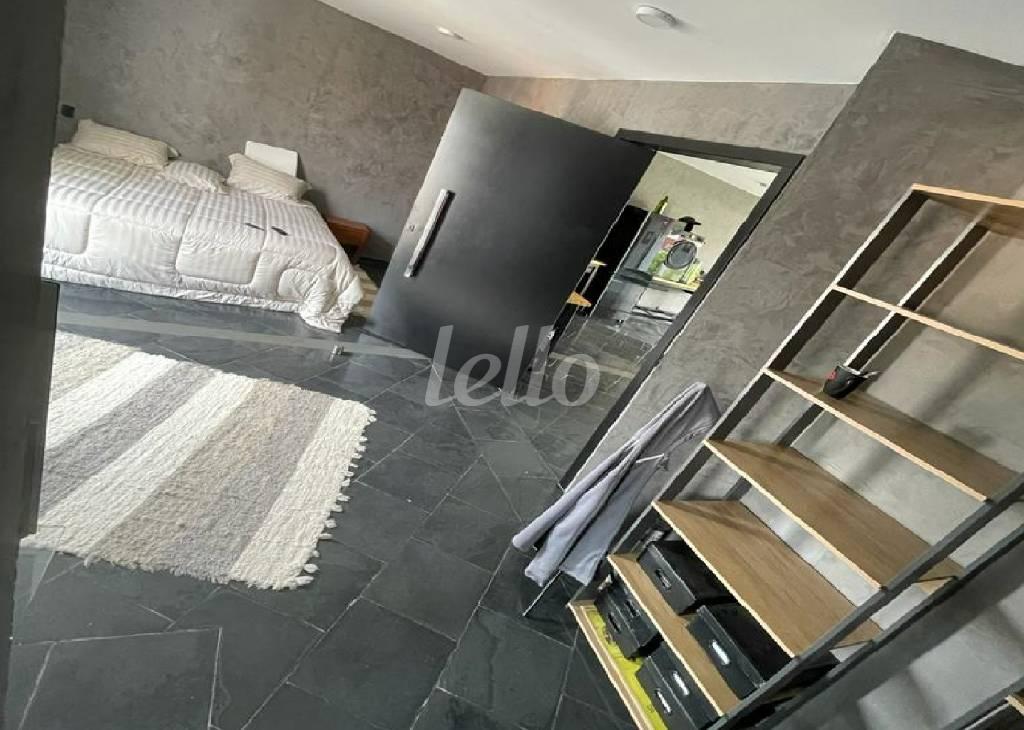 DORMITÓRIO de Apartamento para alugar, Loft com 120 m², 1 quarto e em Vila Angelina - São Bernardo do Campo