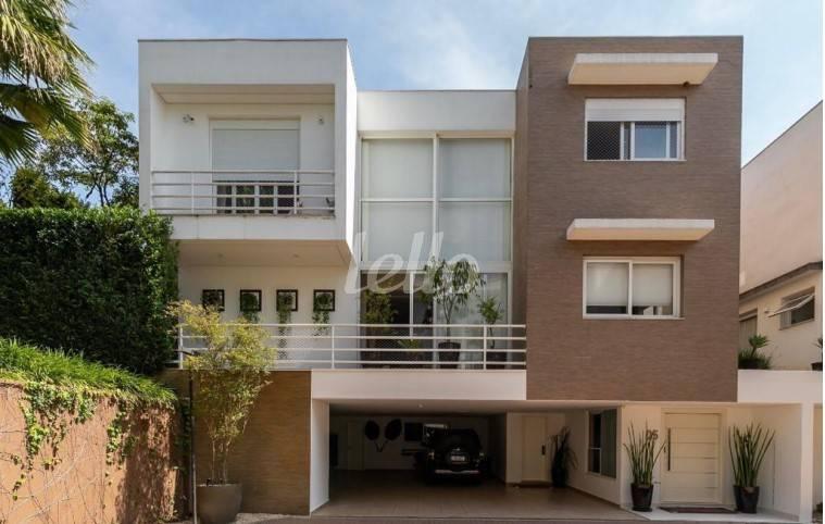 CASA de Casa à venda, sobrado com 620 m², 4 quartos e 5 vagas em Brooklin Novo - São Paulo