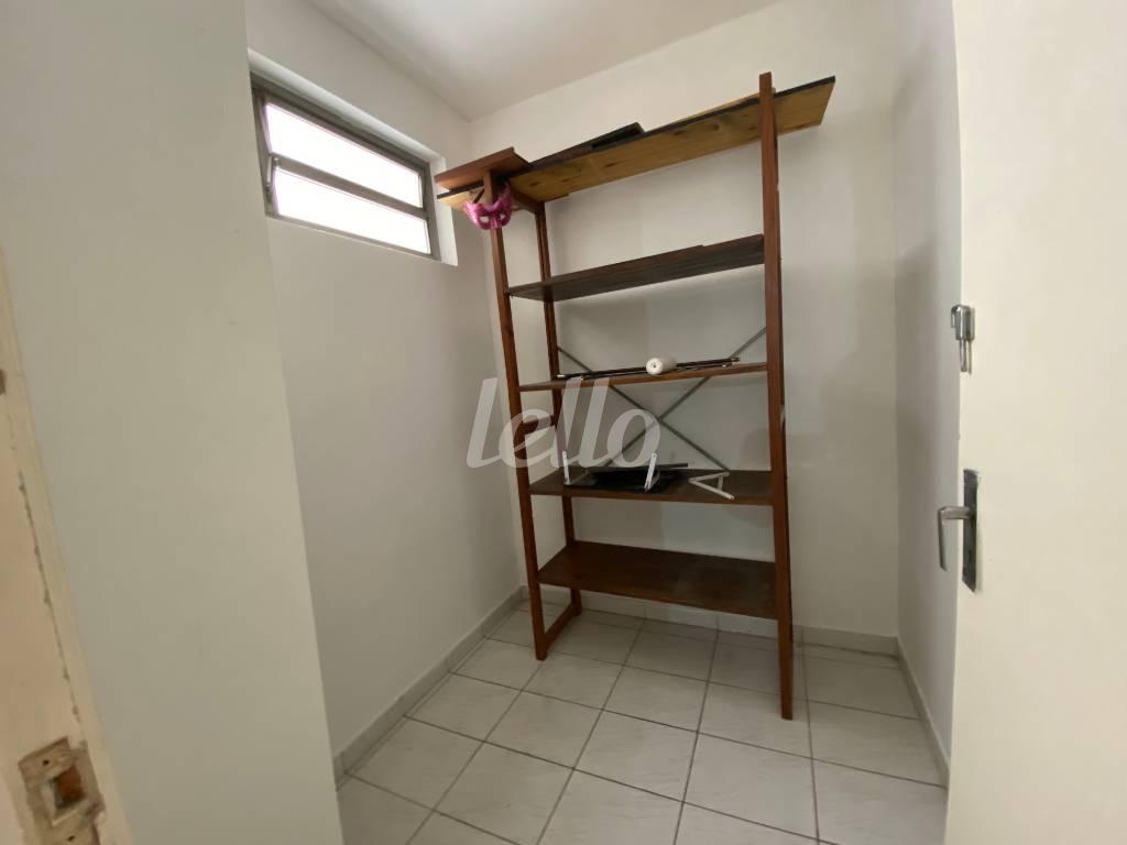 DISPENSA de Apartamento à venda, Padrão com 100 m², 3 quartos e em Santana - São Paulo
