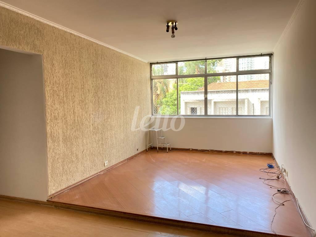 SALA de Apartamento à venda, Padrão com 100 m², 3 quartos e em Santana - São Paulo