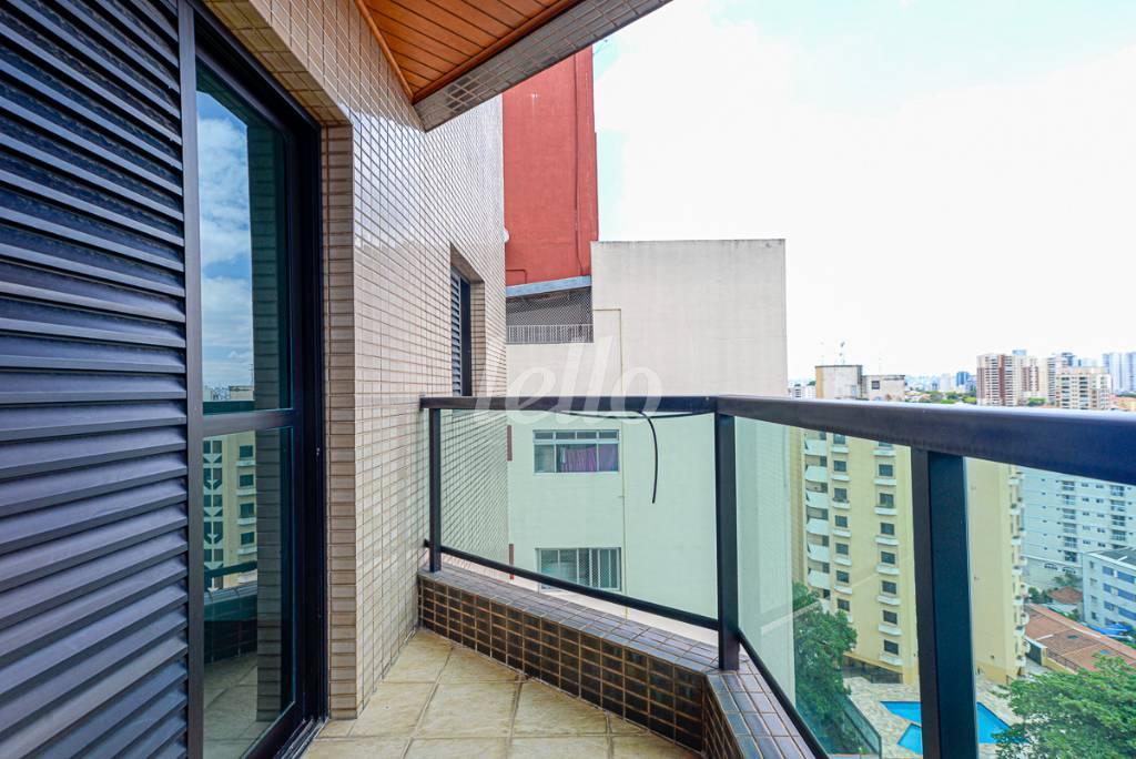 SACADA - SUÍTE 1 de Apartamento à venda, cobertura - Padrão com 250 m², 4 quartos e 7 vagas em Vila Paulicéia - São Paulo