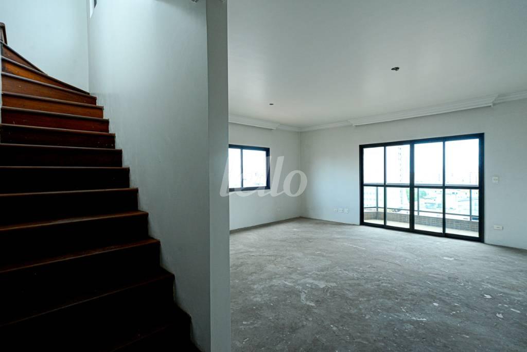 SALA de Apartamento à venda, cobertura - Padrão com 250 m², 4 quartos e 7 vagas em Vila Paulicéia - São Paulo