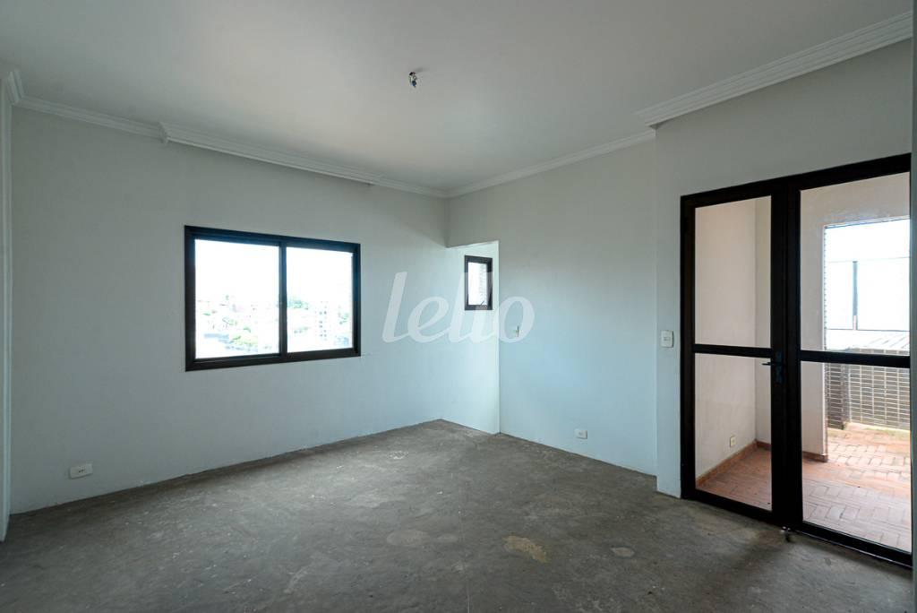 SUÍTE 2 de Apartamento à venda, cobertura - Padrão com 250 m², 4 quartos e 7 vagas em Vila Paulicéia - São Paulo
