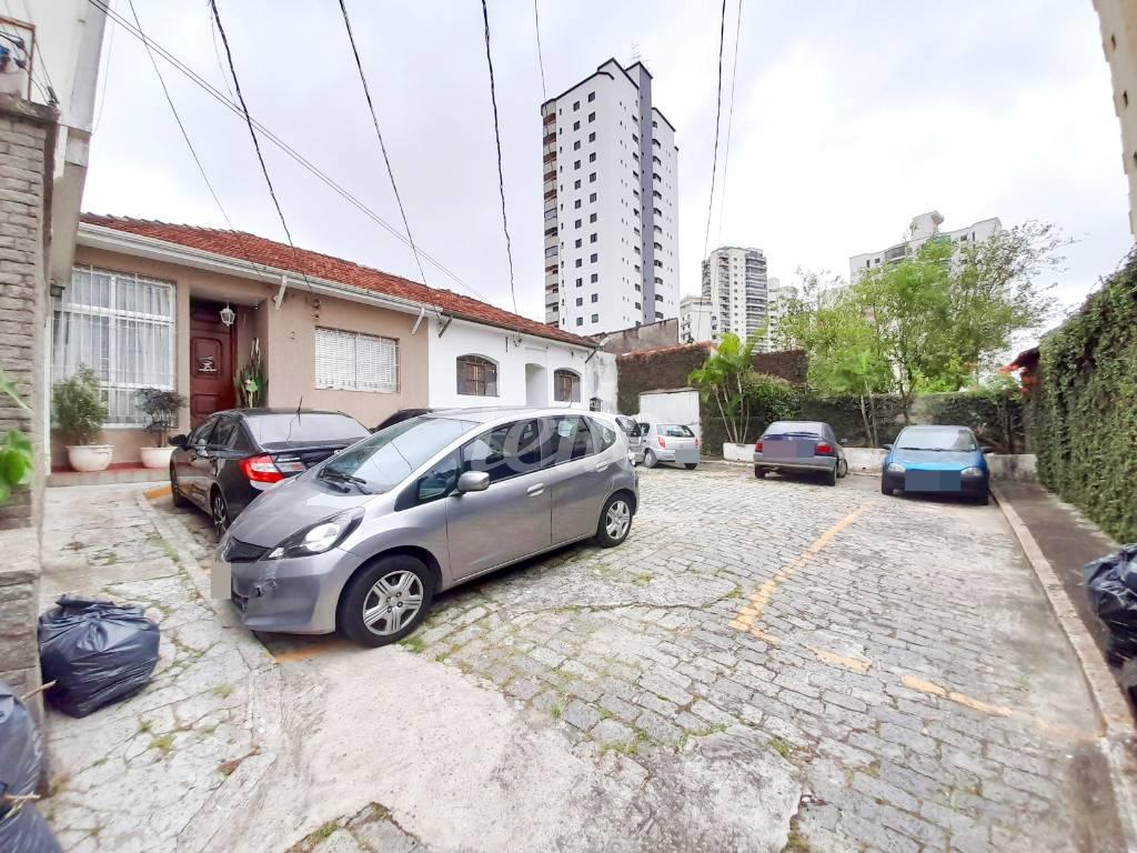 ESTACIONAMENTO de Casa à venda, de vila - térrea com 100 m², 2 quartos e 1 vaga em Água Fria - São Paulo