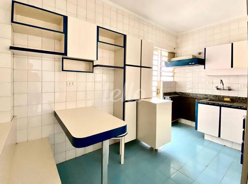 COZINHA de Apartamento à venda, Padrão com 110 m², 3 quartos e 1 vaga em Itaim Bibi - São Paulo