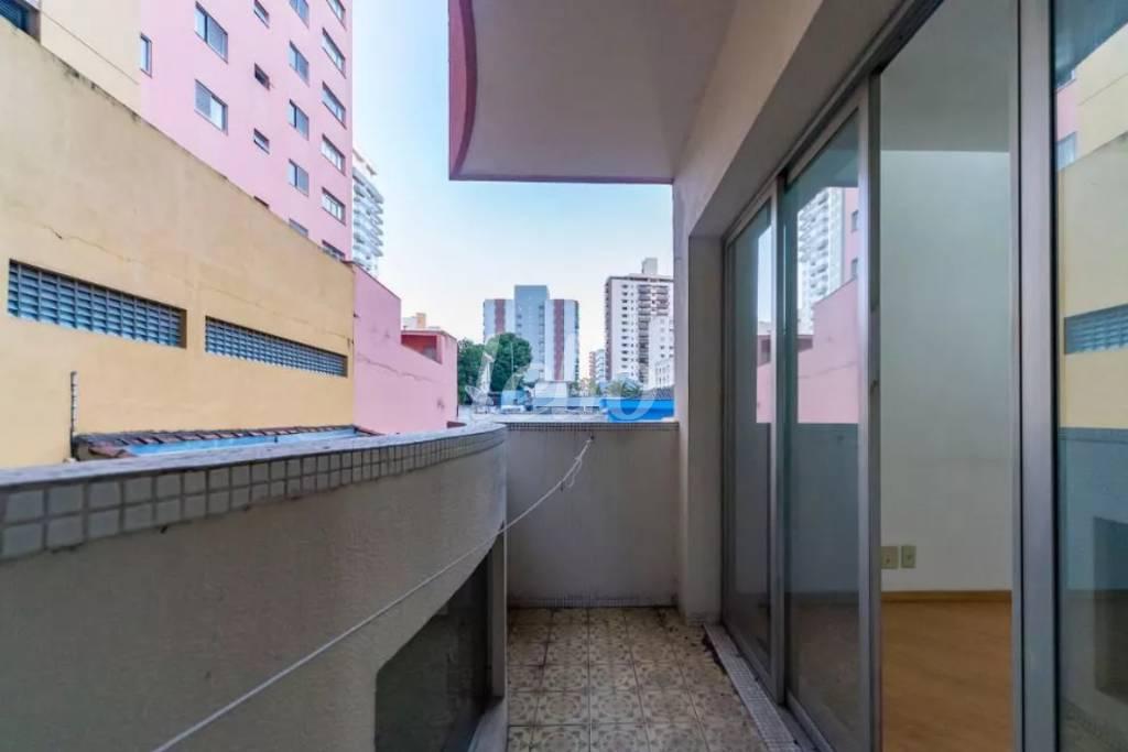VARANDA de Apartamento à venda, Padrão com 96 m², 2 quartos e 1 vaga em Vila Bastos - Santo André