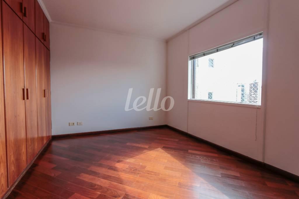 SUITE de Apartamento para alugar, Padrão com 160 m², 3 quartos e 1 vaga em Higienópolis - São Paulo