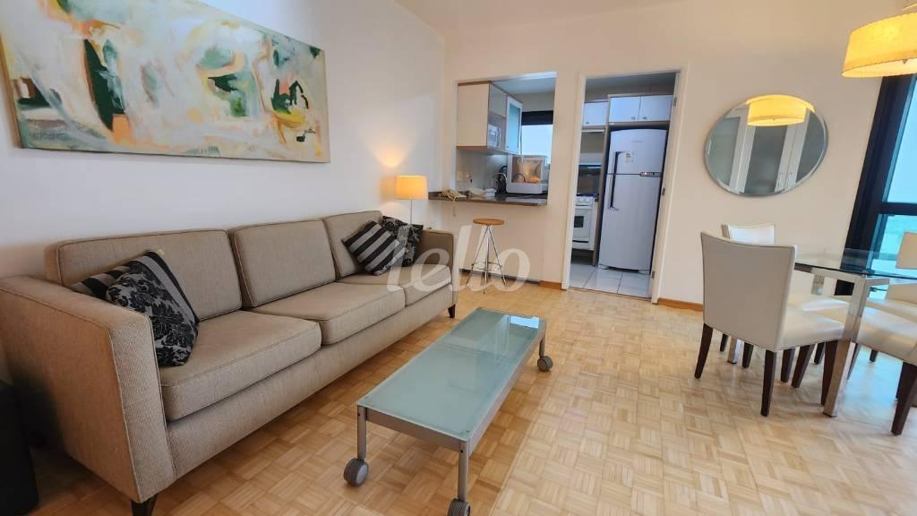 SALA de Apartamento à venda, Padrão com 60 m², 3 quartos e 2 vagas em Paraíso - São Paulo