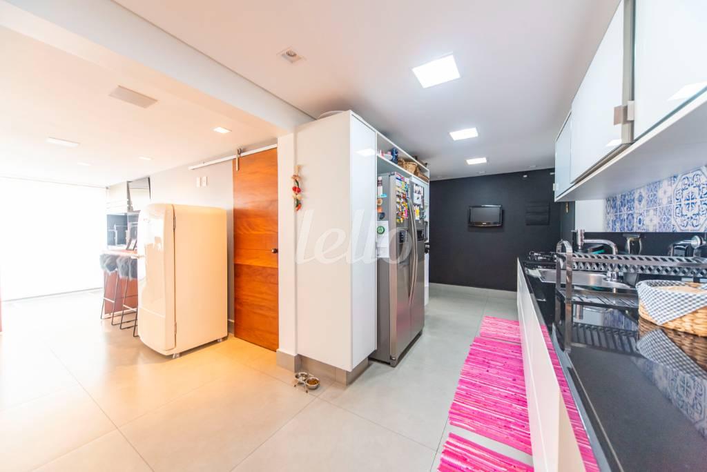 COZINNHA de Apartamento à venda, Padrão com 177 m², 3 quartos e 3 vagas em Campestre - Santo André