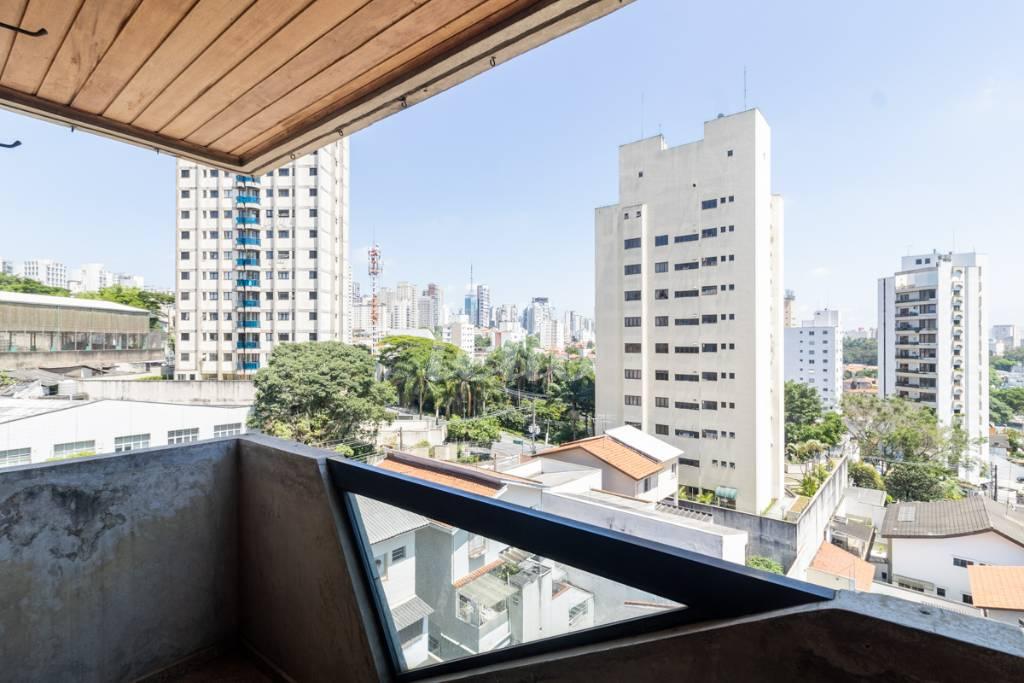 VARANDA DORMITÓRIO 1 de Apartamento à venda, Padrão com 198 m², 4 quartos e 3 vagas em Vila Mariana - São Paulo