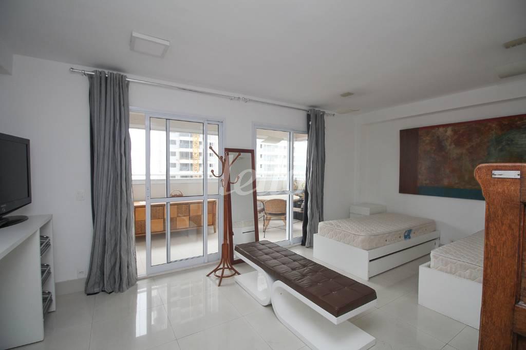 STUDIO de Apartamento para alugar, Studio com 41 m², e 1 vaga em Santo Amaro - São Paulo