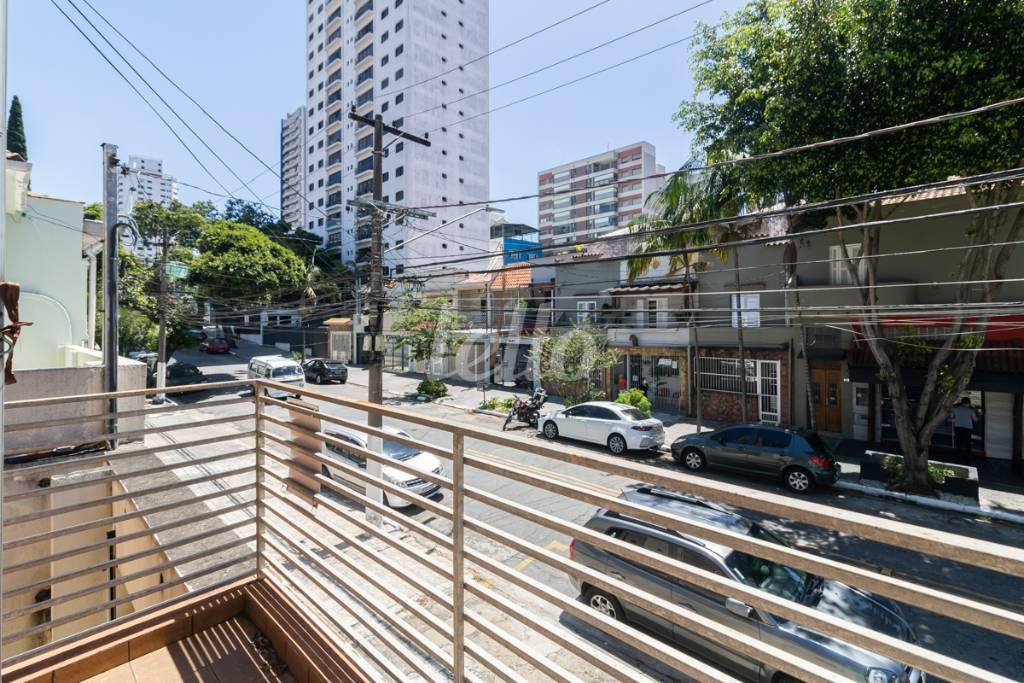 VARANDA DORMITÓRIO 2 de Casa à venda, sobrado com 120 m², 3 quartos e 2 vagas em Cambuci - São Paulo