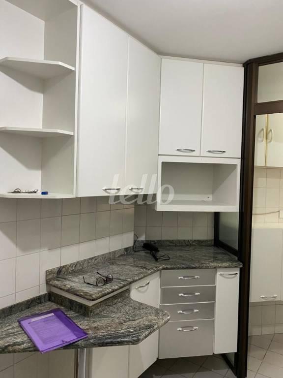 COZINHA COM ARMÁRIOS de Apartamento à venda, Padrão com 80 m², 3 quartos e 1 vaga em Mooca - São Paulo