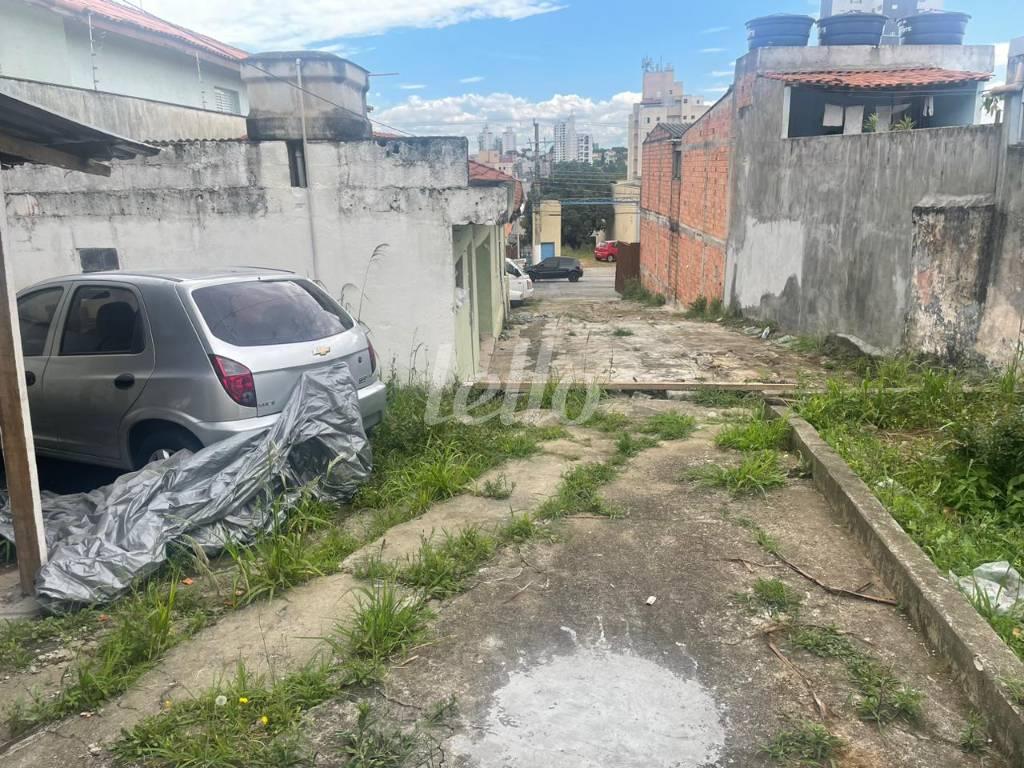 ÁREA LIVRE de Área / Terreno à venda, Padrão com 430 m², e em Vila Independência - São Paulo