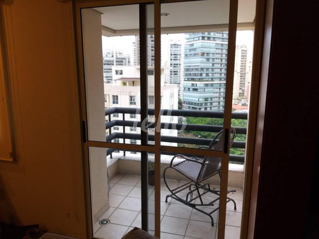 VARANDA de Apartamento à venda, Duplex com 65 m², 2 quartos e 2 vagas em Vila Uberabinha - São Paulo