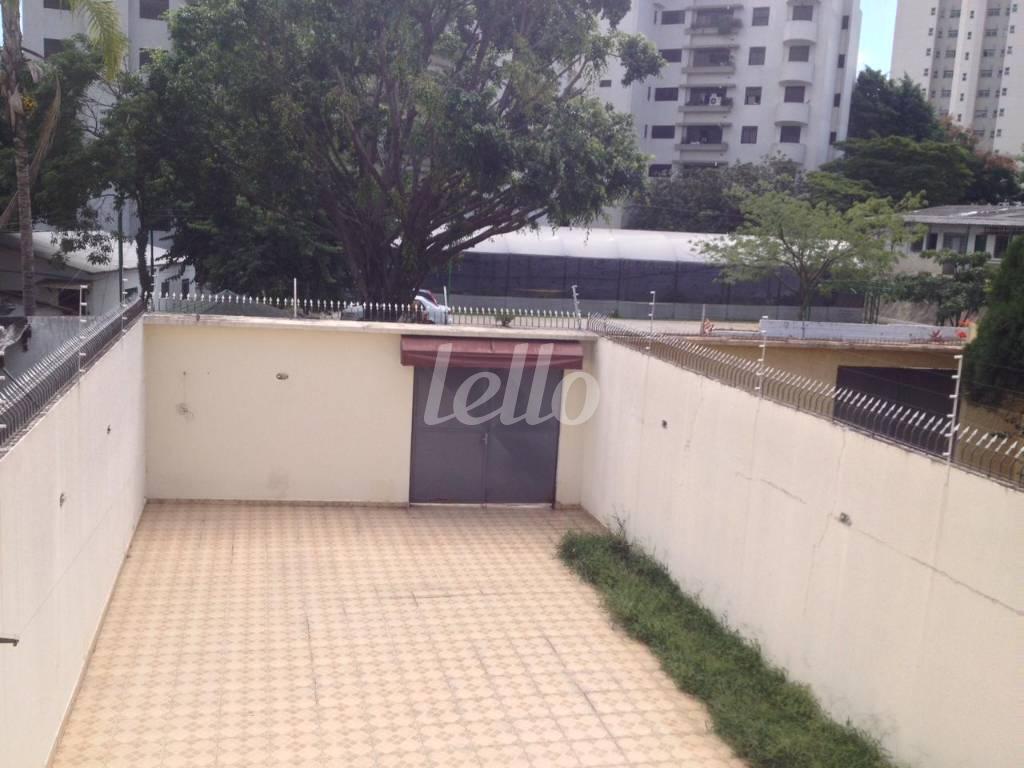 21 de Casa à venda, sobrado com 298 m², 4 quartos e 15 vagas em Jardim São Paulo - São Paulo