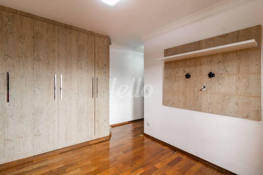 SUITE de Apartamento para alugar, Padrão com 127 m², 3 quartos e 2 vagas em Vila Marina - Santo André