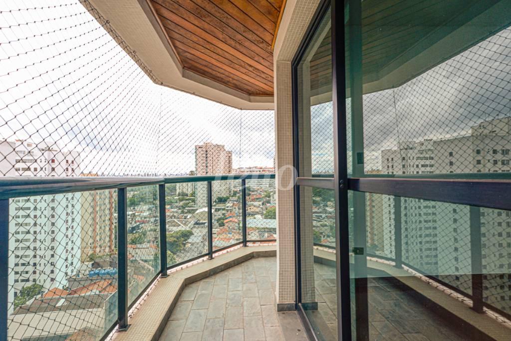 SACADA de Apartamento à venda, Padrão com 123 m², 3 quartos e 2 vagas em Santana - São Paulo