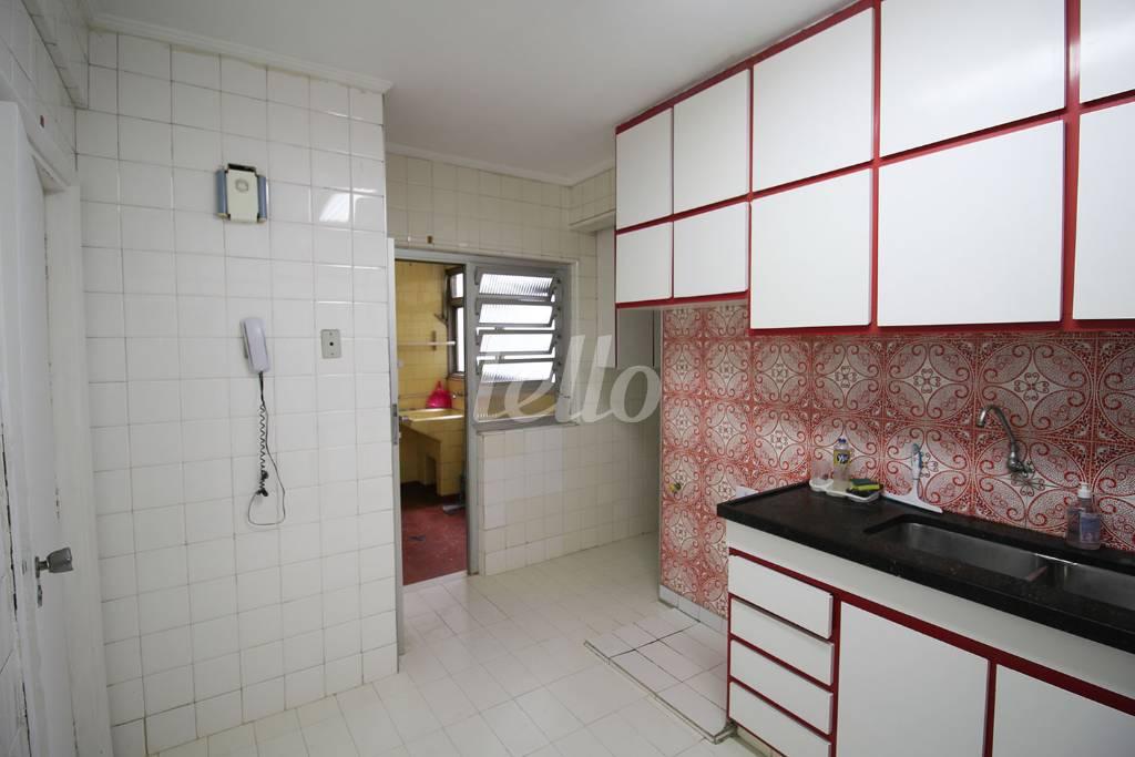 COZINHA de Apartamento à venda, Padrão com 105 m², 2 quartos e 1 vaga em Jardins - São Paulo