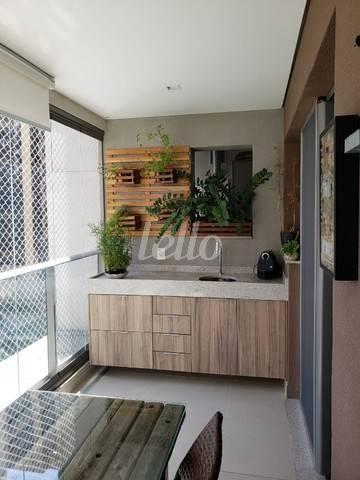 VARANDA de Apartamento à venda, Padrão com 71 m², 2 quartos e 1 vaga em Indianópolis - São Paulo
