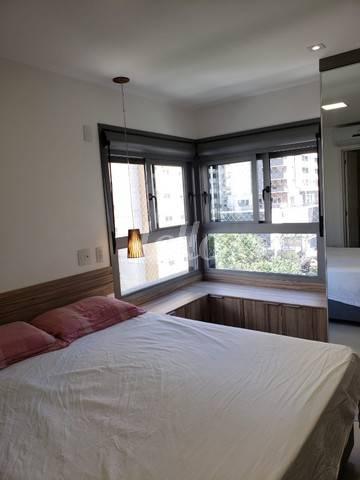 SUITE de Apartamento à venda, Padrão com 71 m², 2 quartos e 1 vaga em Indianópolis - São Paulo