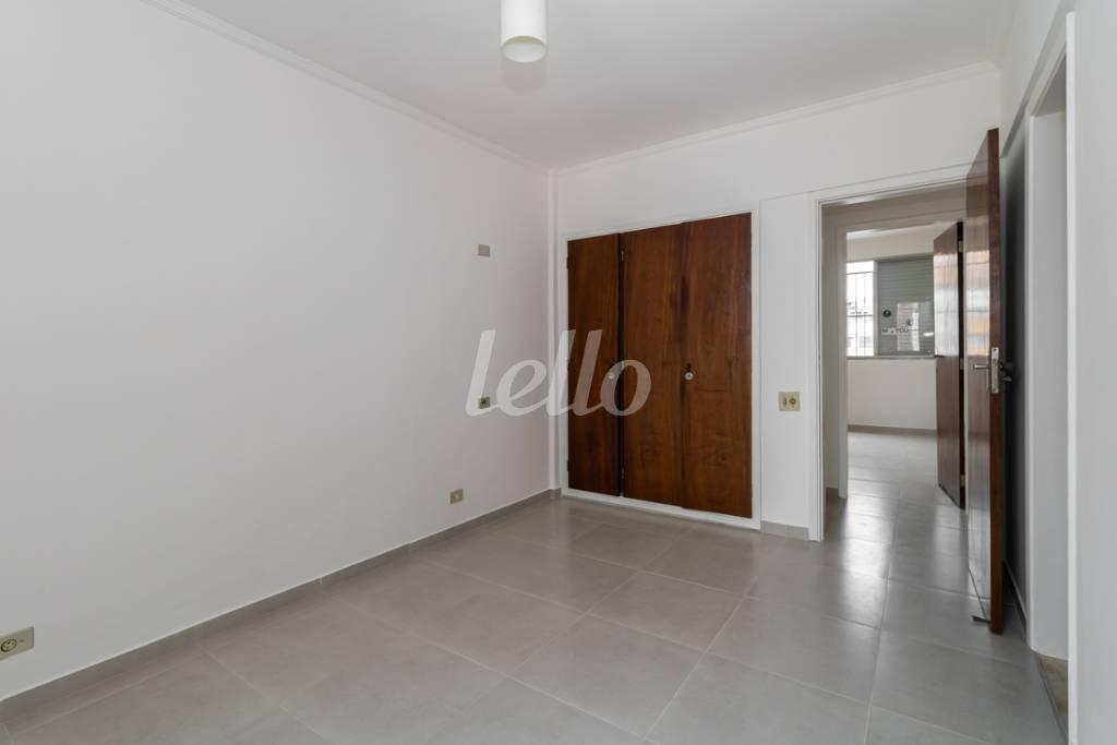 SUITE de Apartamento para alugar, Padrão com 100 m², 3 quartos e 2 vagas em Pinheiros - São Paulo