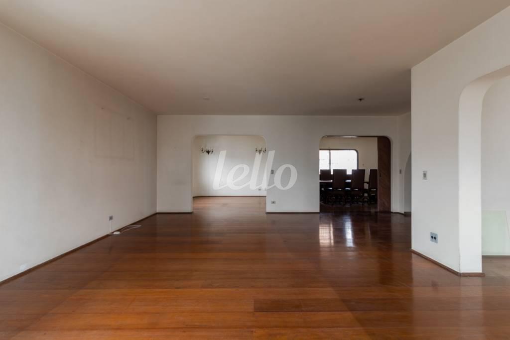 SALA 1 de Apartamento à venda, Padrão com 301 m², 4 quartos e 4 vagas em Campo Belo - São Paulo