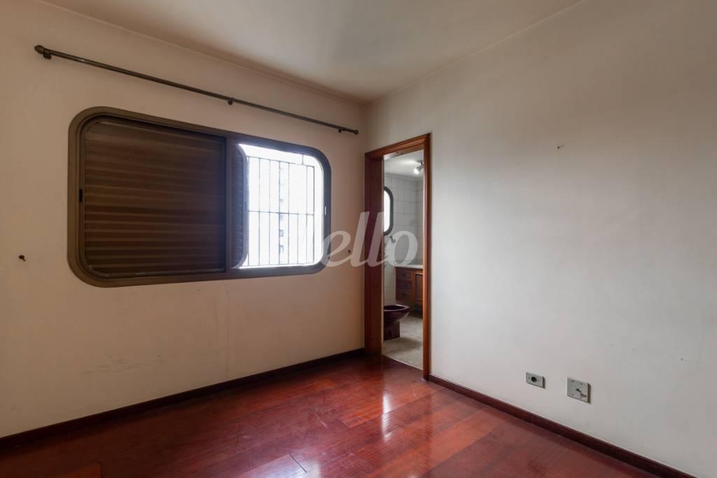 SUITE 3 de Apartamento à venda, Padrão com 301 m², 4 quartos e 4 vagas em Campo Belo - São Paulo