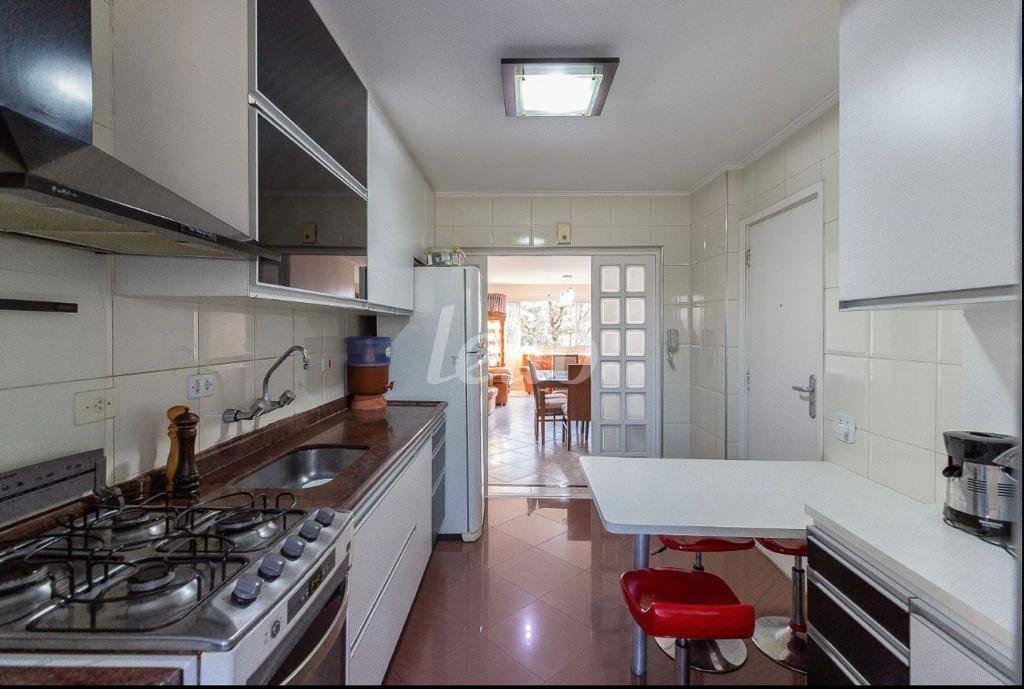 COZINHA de Apartamento à venda, Padrão com 116 m², 3 quartos e 1 vaga em Mooca - São Paulo