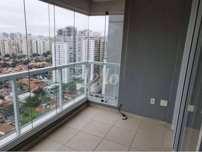 SACADA de Apartamento para alugar, Padrão com 50 m², 1 quarto e 1 vaga em Brooklin Paulista - São Paulo