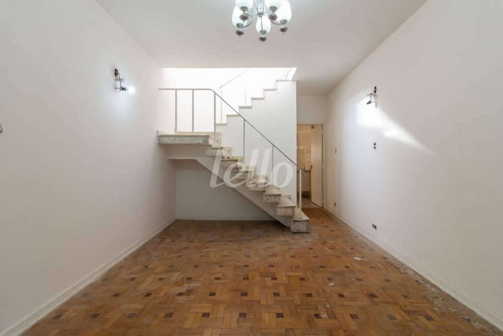 06 SALA de Casa à venda, sobrado com 172 m², 3 quartos e 2 vagas em Brooklin Paulista - São Paulo