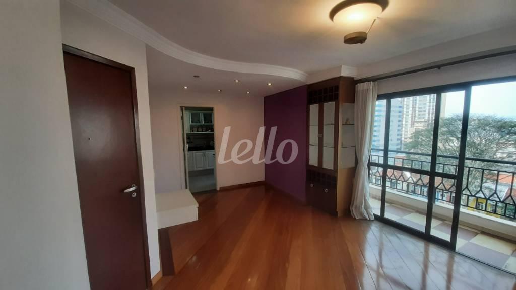 SALA de Apartamento à venda, Padrão com 80 m², 3 quartos e 2 vagas em Vila Romana - São Paulo