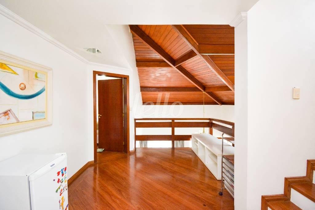 HALL SUITES de Casa à venda, em condomínio - sobrado com 400 m², 4 quartos e 5 vagas em Tucuruvi - São Paulo