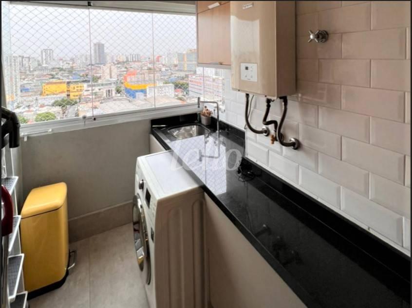 AREA DE SERVIÇO de Apartamento à venda, Padrão com 72 m², 2 quartos e 2 vagas em Cambuci - São Paulo