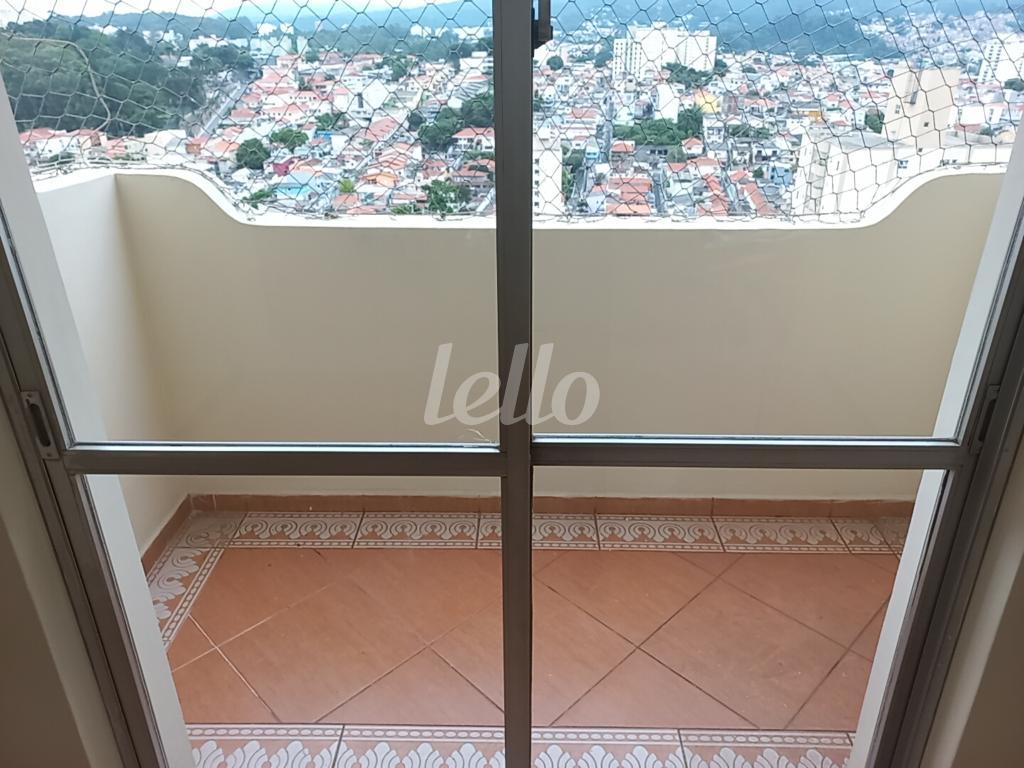 SACADA de Apartamento para alugar, Padrão com 74 m², 2 quartos e 1 vaga em Vila Mazzei - São Paulo