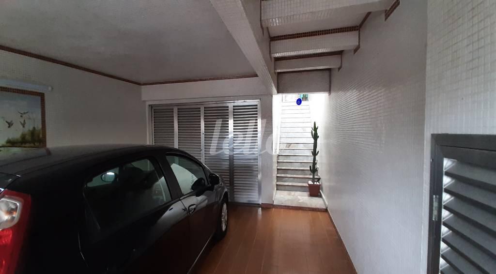 GARAGEM de Casa à venda, sobrado com 277 m², 3 quartos e 3 vagas em Vila Lúcia - São Paulo