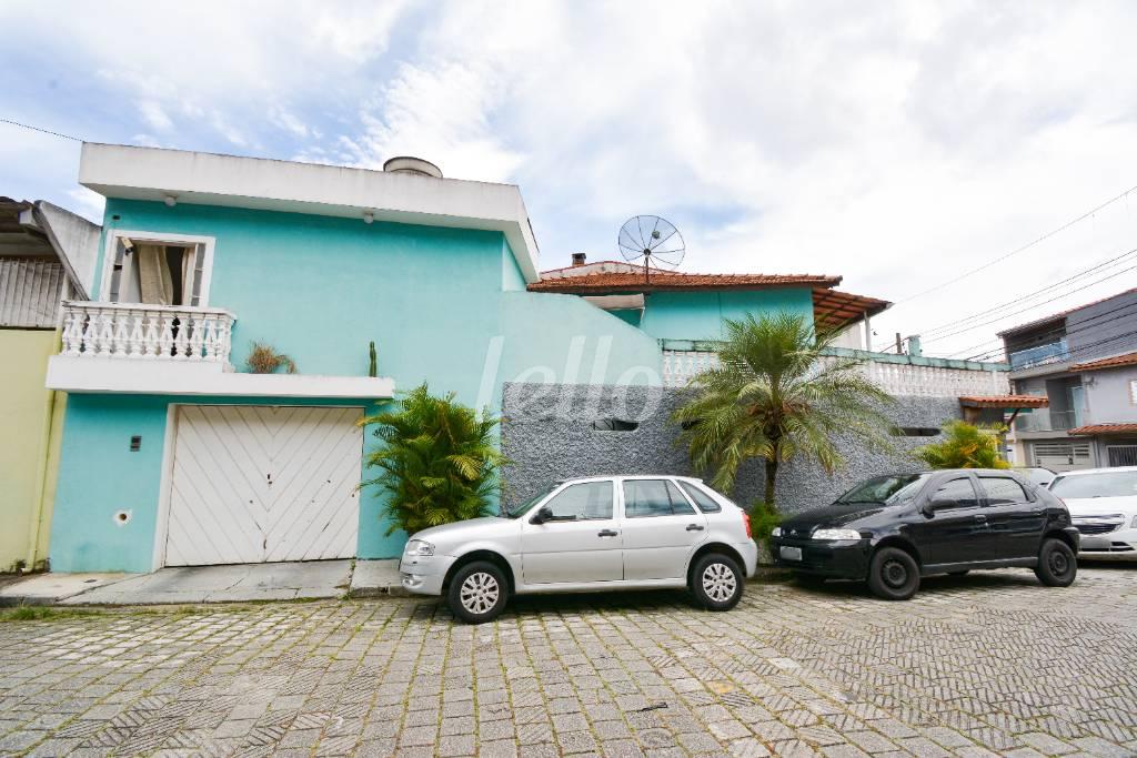 FACHADA de Casa à venda, sobrado com 180 m², 3 quartos e 3 vagas em Jardim Toscana - Guarulhos