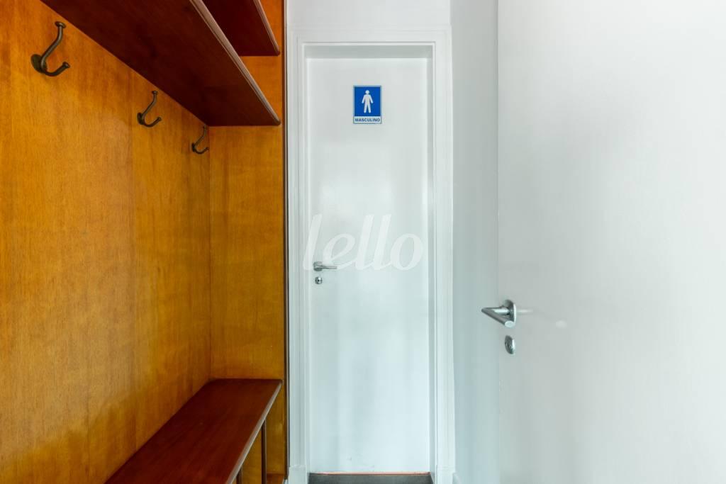 CLOSET de Sala / Conjunto para alugar, Padrão com 87 m², e em Jardim Paulistano - São Paulo