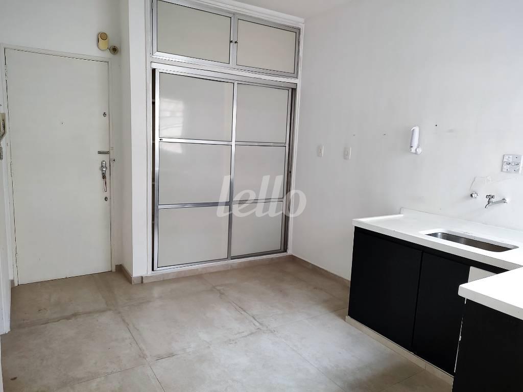COZINHA de Apartamento à venda, Padrão com 120 m², 2 quartos e 1 vaga em Pinheiros - São Paulo