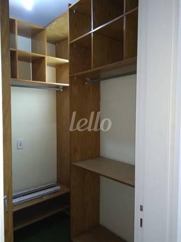 CLOSET de Apartamento para alugar, Padrão com 65 m², 2 quartos e 1 vaga em Alto de Pinheiros - São Paulo