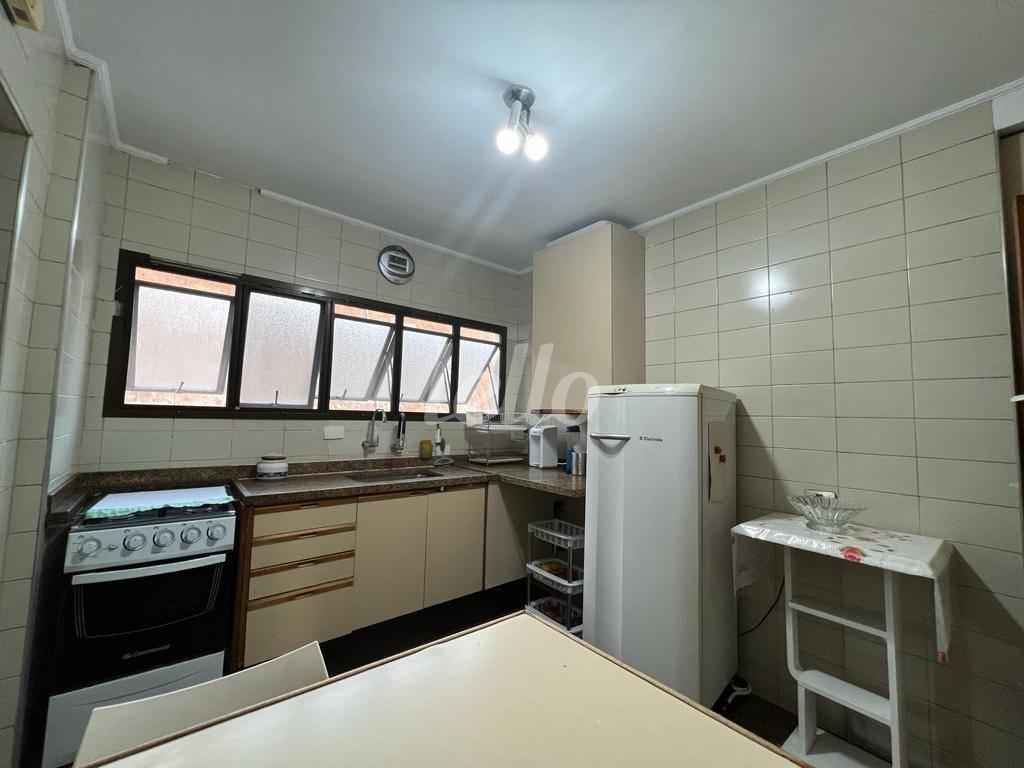 COZINHA de Apartamento à venda, Padrão com 160 m², 4 quartos e 3 vagas em Vila Olímpia - São Paulo