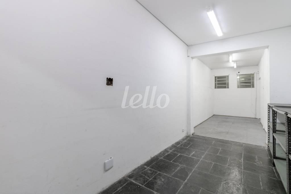 04 SALÃO de Casa para alugar, sobrado com 151 m², e 2 vagas em Vila Pompeia - São Paulo