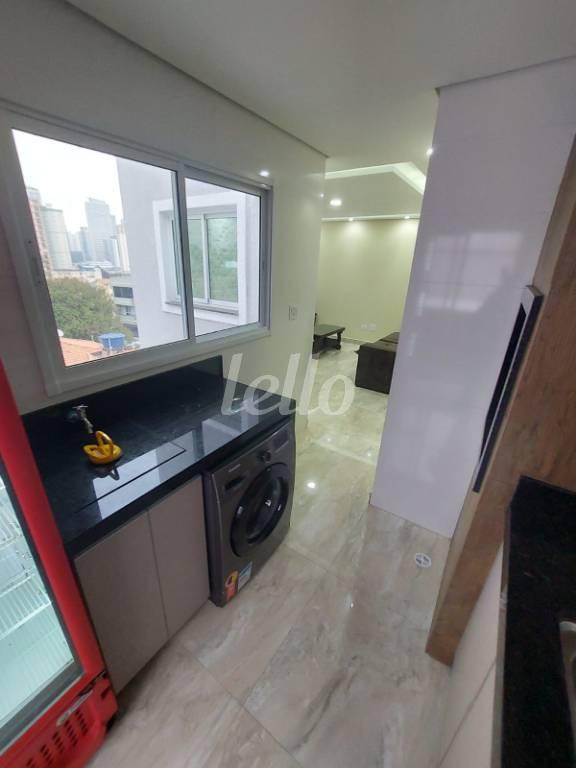 COZINHA de Apartamento à venda, Padrão com 110 m², 3 quartos e 2 vagas em Vila Scarpelli - Santo André