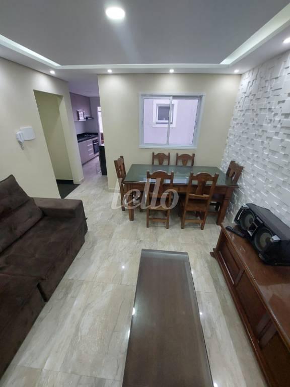 MESA COM 6 CADEIRAS de Apartamento à venda, Padrão com 110 m², 3 quartos e 2 vagas em Vila Scarpelli - Santo André