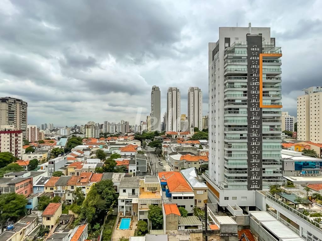 VISTA de Apartamento à venda, Padrão com 143 m², 3 quartos e 2 vagas em Vila Mariana - São Paulo